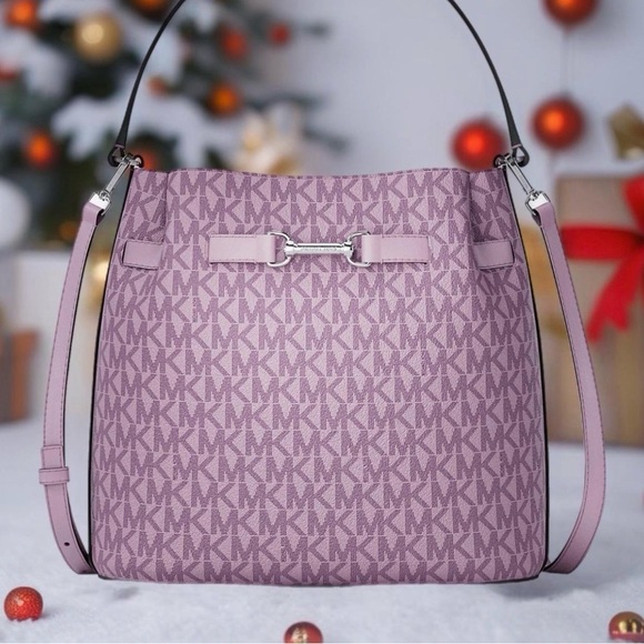 Michael Kors Handbags - Michael Kors med bucket bag